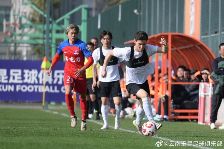  熱身賽：奧斯卡、楊一虎破門(mén)，馬鎮(zhèn)撲點(diǎn)，云南玉昆1-1平梅州客家