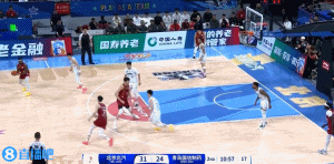  持續(xù)發(fā)力！曾凡博內(nèi)外開花連得5分 率隊(duì)擴(kuò)大優(yōu)勢打停青島