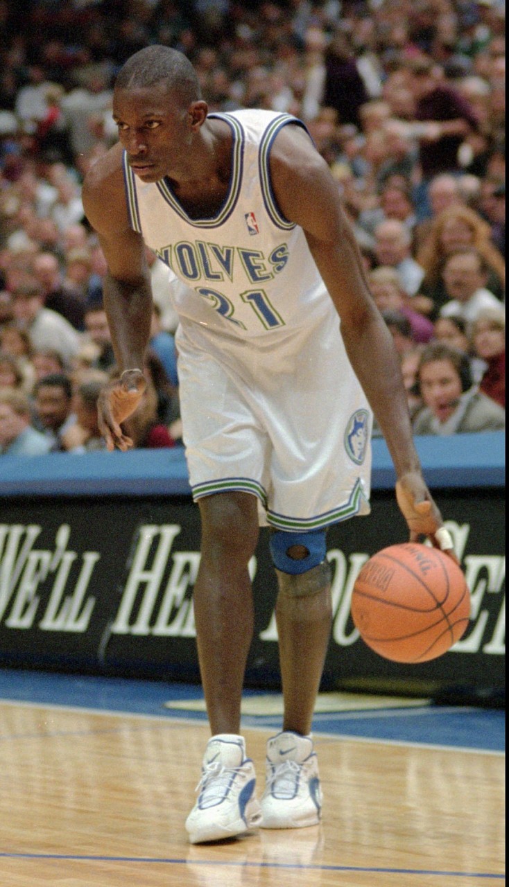  KG：你以為我喜歡狼隊老板那個XX？我們來NBA就是工作&拿錢回家
