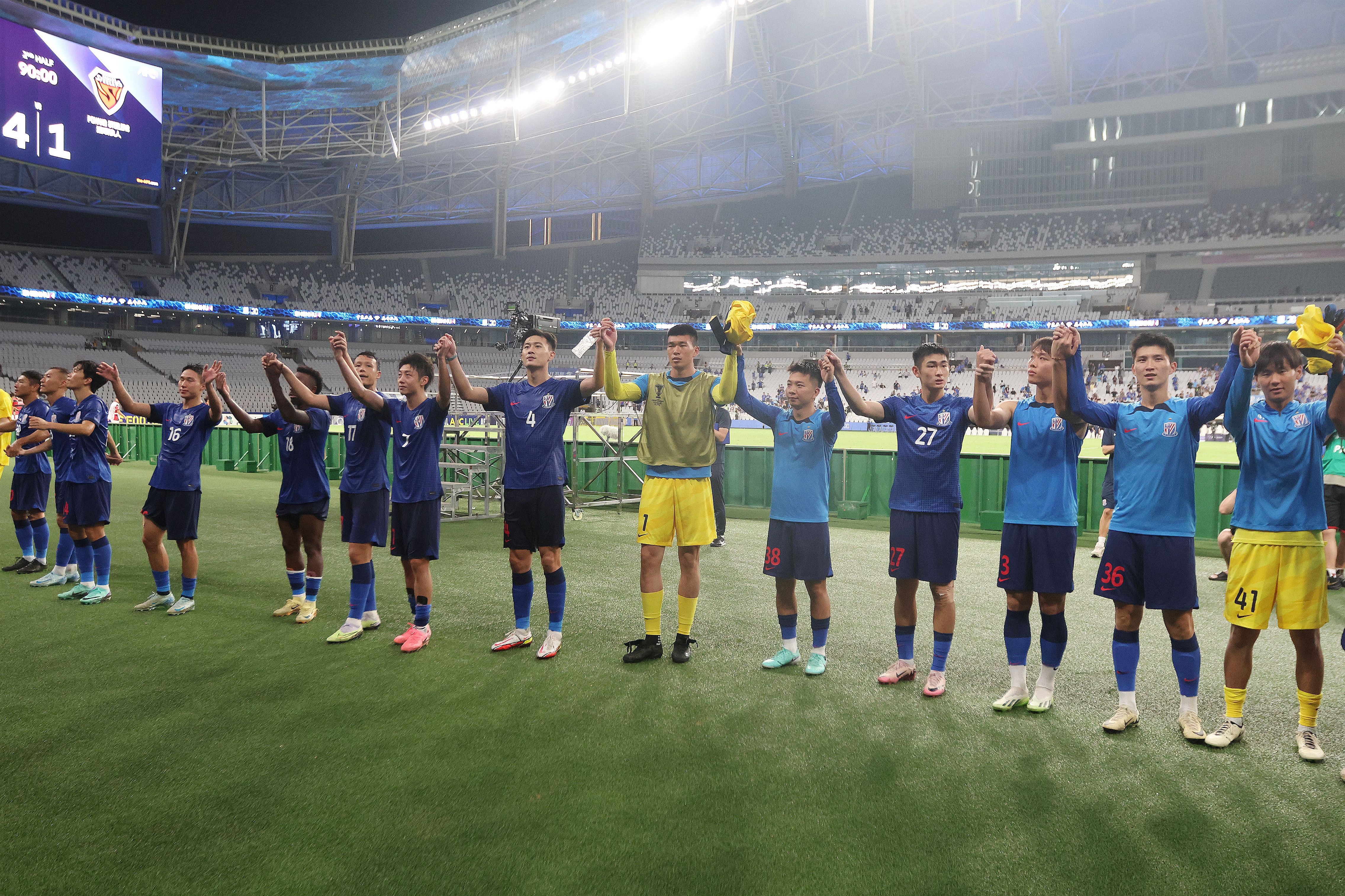  記者：我們跟日本足球有全方位差距，客戰(zhàn)日本球隊0勝絕非偶然