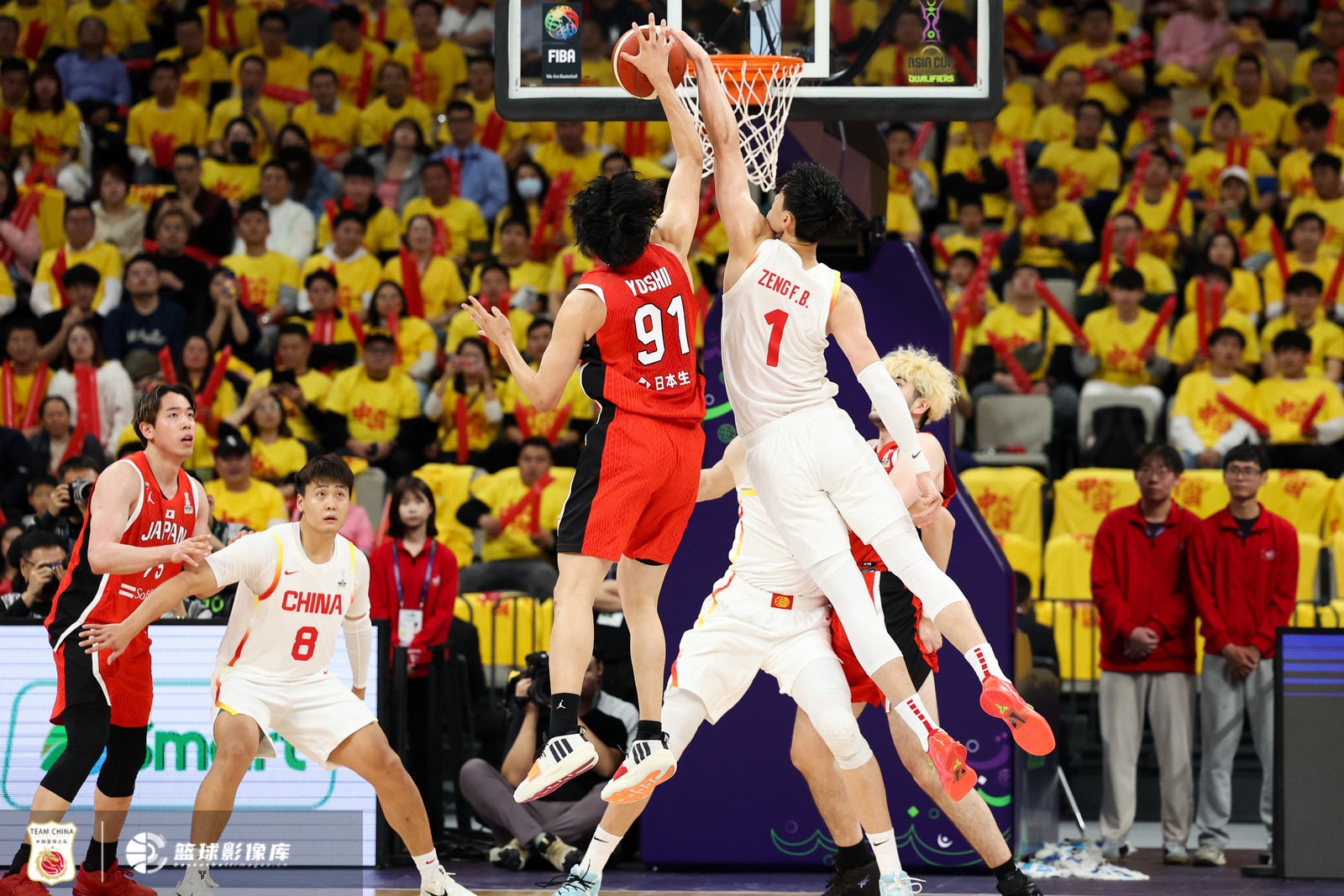  中國男籃內外開花 曾凡博攻防一體在線 中國大勝日本42分！
